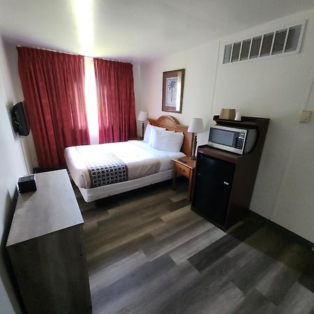 North Coast Inn Кресънт Сити Екстериор снимка