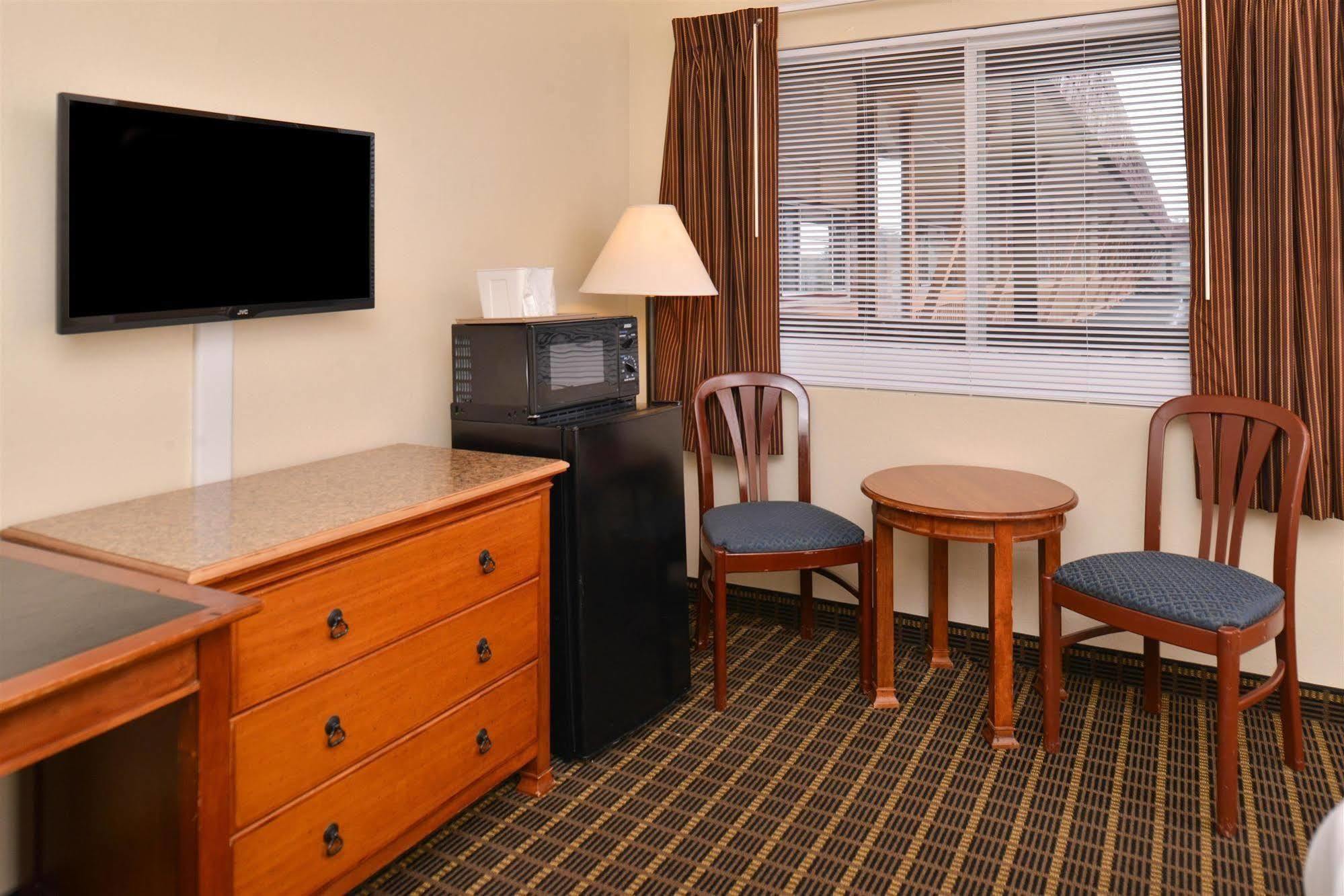 North Coast Inn Кресънт Сити Екстериор снимка