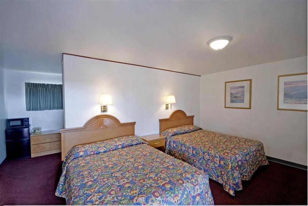 North Coast Inn Кресънт Сити Стая снимка
