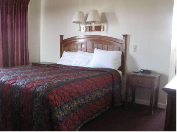 North Coast Inn Кресънт Сити Екстериор снимка